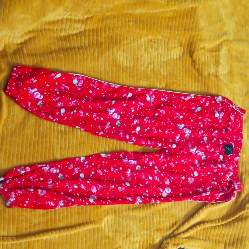 Victoria's Secret red flower pattern size small regular